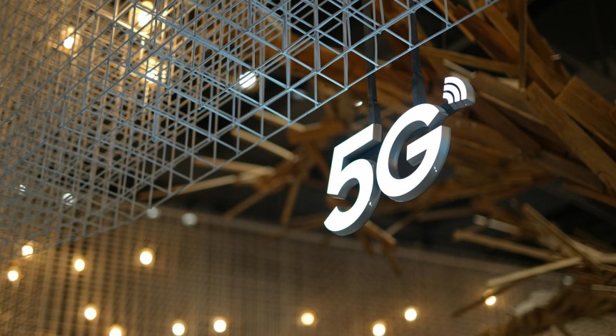 5G мрежата ще бъде достъпна за 80% от българите до 2025 г.