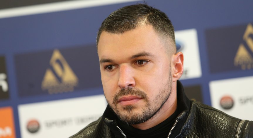 Запомнящ се дебют за Божинов в 