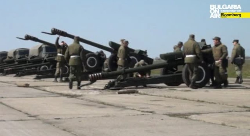 Кери и Лавров предлагат разделяне на Контактната група на 4 екипа