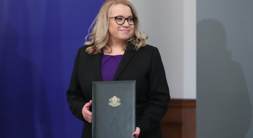 Очаква се цената на газа за май да падне с над 18%