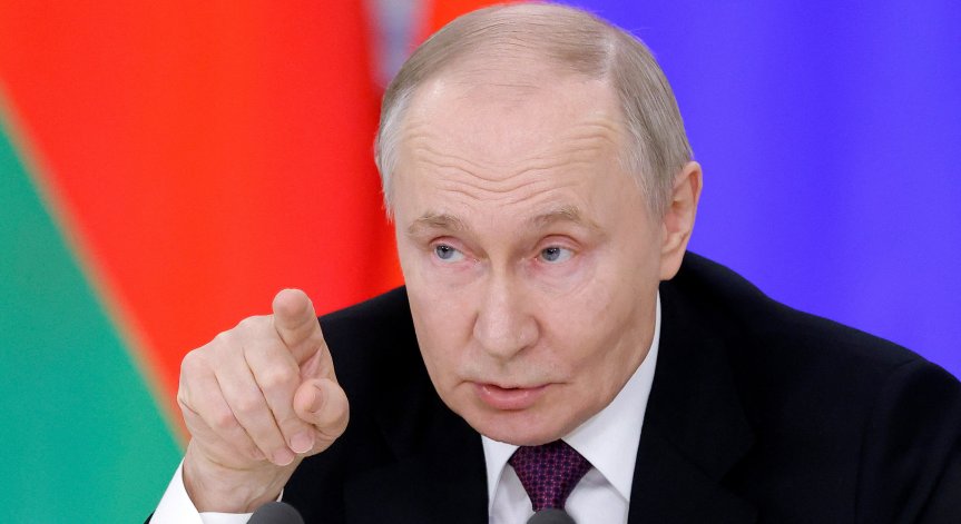 Путин има свой план, по който да бъде разплетен казусът.