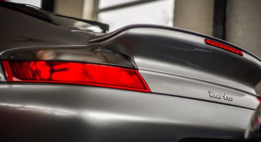 Porsche стартира производствена база в Чили.