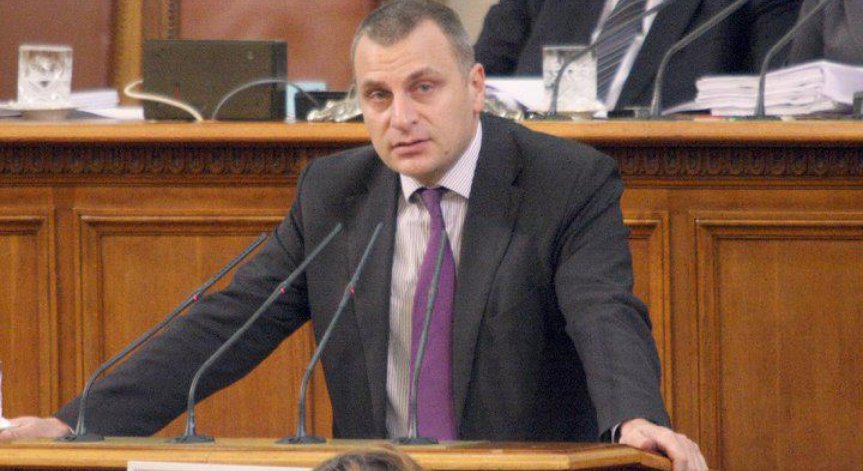 Петър Курумбашев официално е евродепутат 