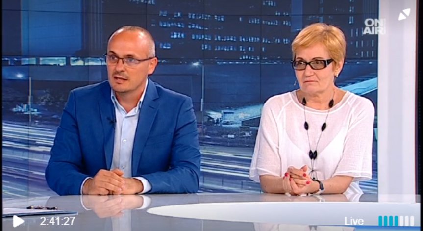 Дебатът в пленарната зала - представление по предварително разписан сценарий?