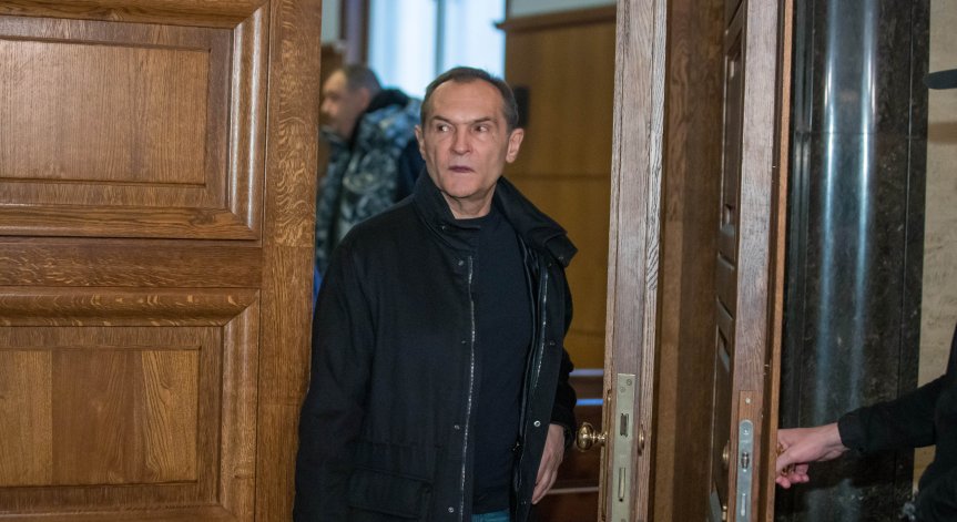 В запис се твърди, че Найденови са заплашени с убийство от Божков.