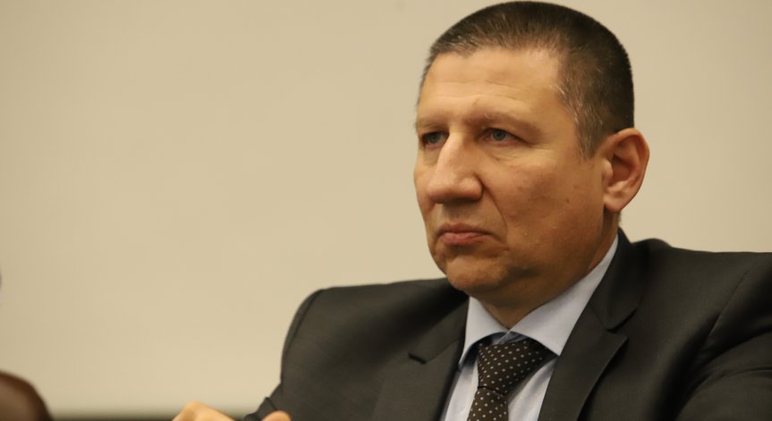 Сарафов ще поиска оставката на заместника си, медийните му изяви били лични