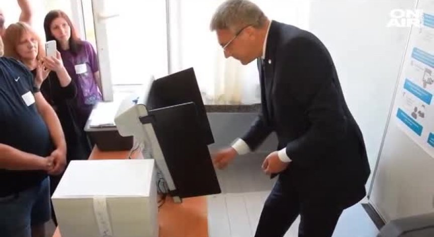 Карадайъ гласува машинно и се обяви за мир и толерантност