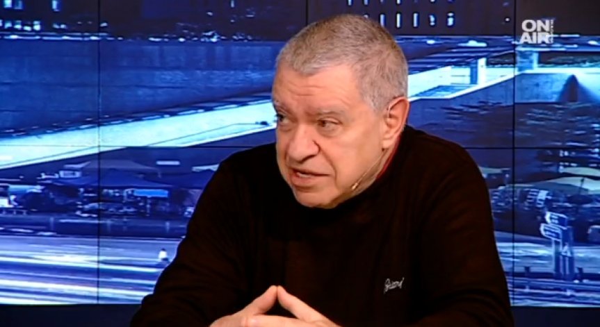 Анализатор: Губим предимствата, докато съчетаваме двата вида гласуване