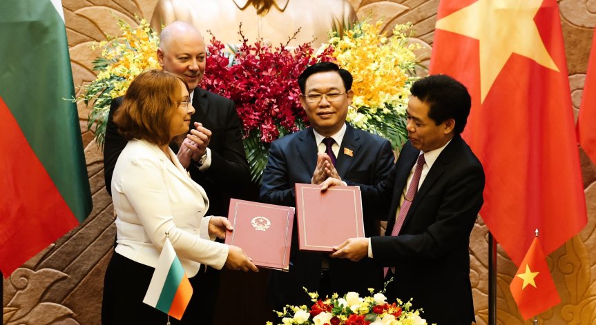 Подписваме спогодба с Ханой, виетнамци ще работят в България