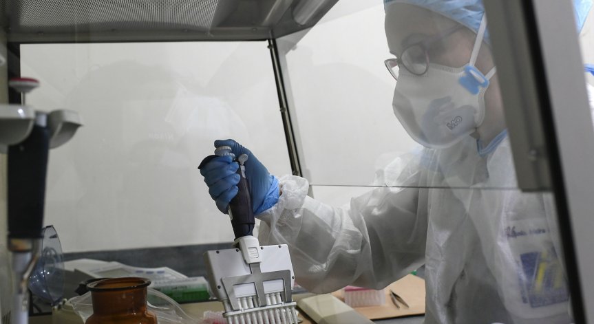 Новите случаи на коронавирус са 182, двама души са починали