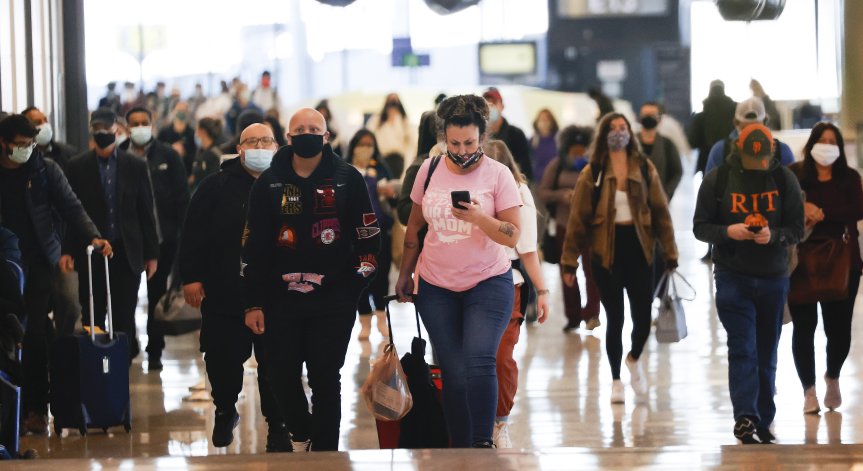 САЩ са в хватката на Ковид-19, въвеждат нови мерки срещу вируса