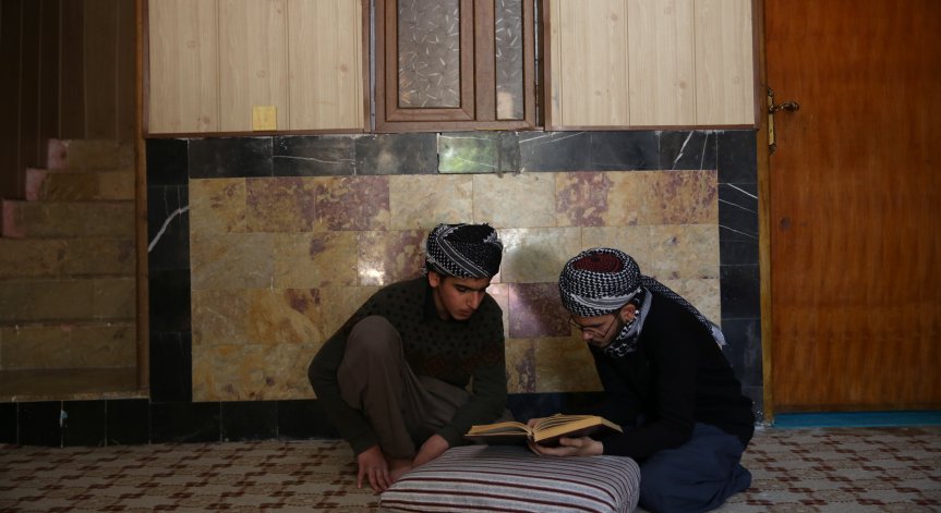 Иран ще въведе различни учебници за момичета и момчета