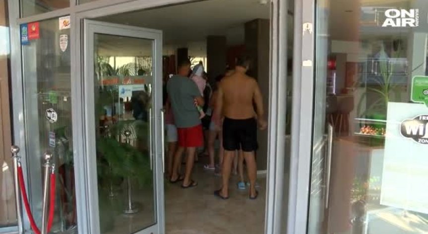 Битата камериерка в Слънчев бряг идвала пияна на работа