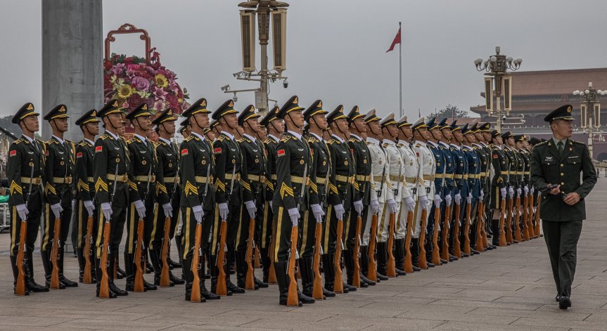 Китай: Армията е готова да осуети всеки опит за обявяване на независимост на Тайван