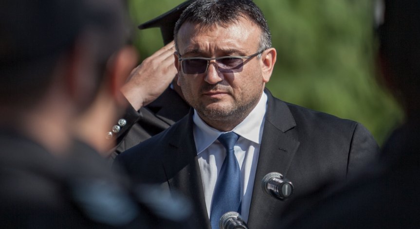 Маринов към полицаите: 25 ст. са малко, но трябват дебати и бюджет