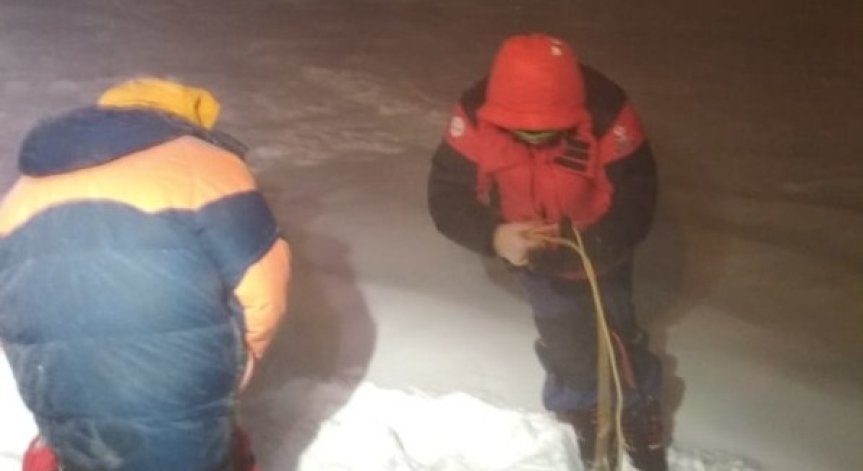 Снежна виелица уби петима алпинисти под връх Елбрус, други 11 са ранени