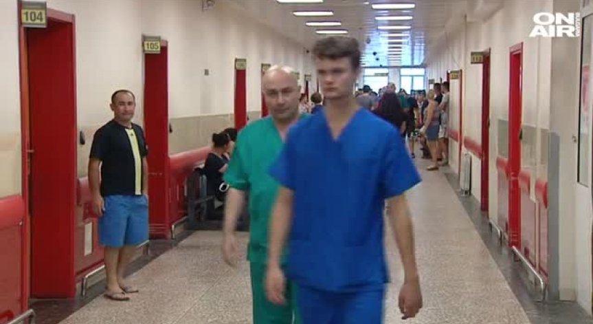 Признание от пациентите: Отличиха 450 български лекари