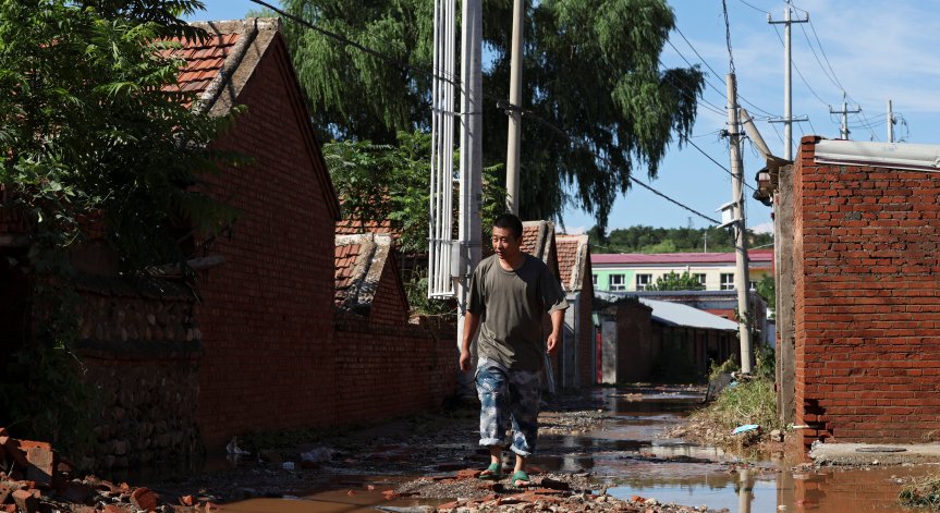 Проливните дъждове започнаха преди седмица.