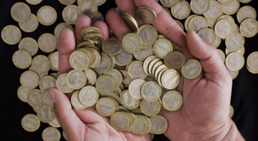 Обезщетенията за отглеждане на малко дете и безработица остават без промяна през 2015