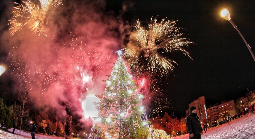 Лишаваш се от празничния ден, но получаваш двоен надник.