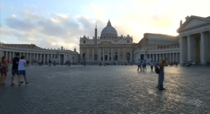 Спират 100 фонтана заради горещините в Италия