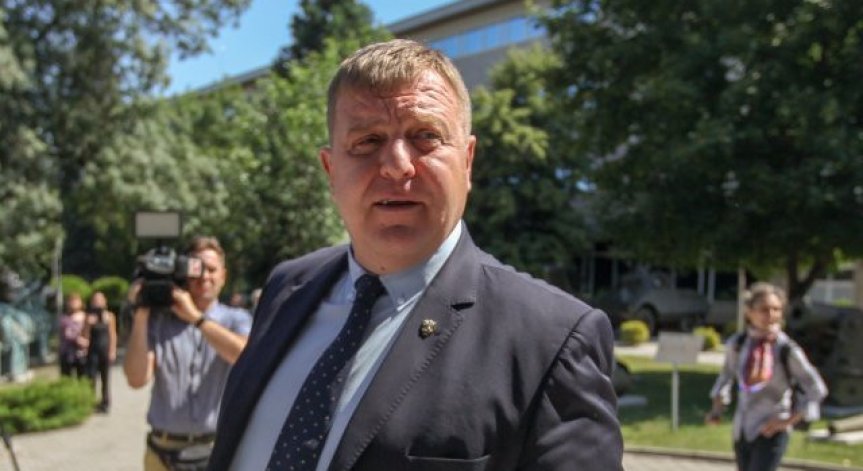 Каракачанов: Нека покажем, че не сме робско племе, което може да бъде лъгано