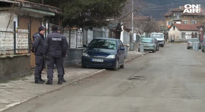 След ужаса в Нови Искър: Жандармерията претърсва Луково