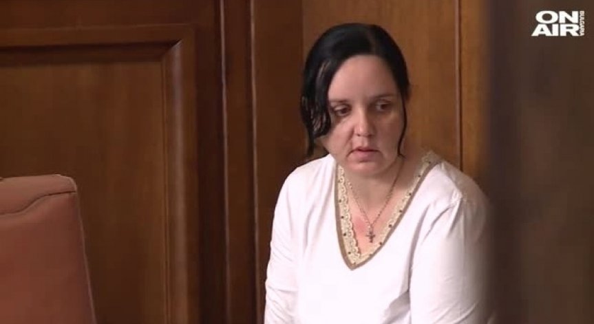 Акушерката Емилия Ковачева с ново обвинение за бой над друго дете