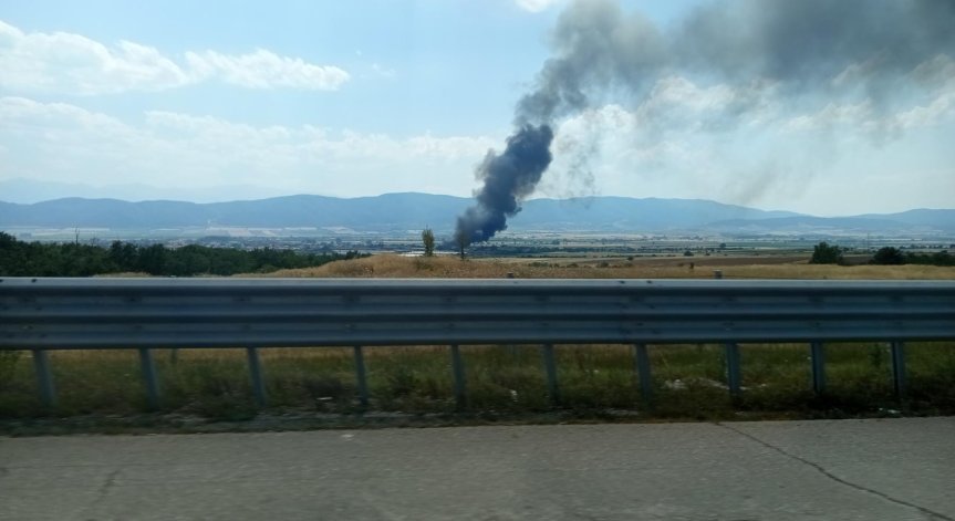 Пожарът край АМ 