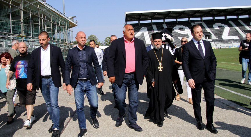 Борисов откри новата трибуна на стадион 
