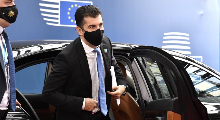 Петков: ЕК обмисля варианти да покрие разходите за бежанците от Украйна