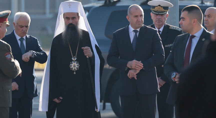 Радев: Българите високо ценят призванието на патриарх Даниил за единство