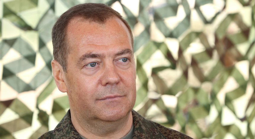 Медведев: Русия може да анексира региони от Грузия