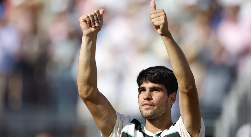 Шампионът от 2023 г. победи с 6:4, 6:4 Роберто Баутиста Агут.