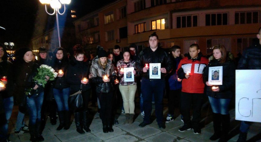 Съучениците на Тодор протестират във Враца срещу насилието