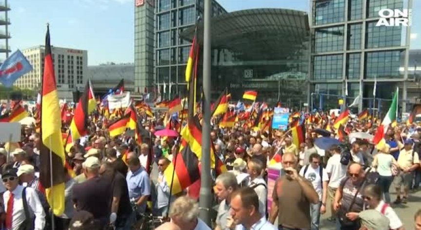 Масови антиимигрантски протести заляха Германия