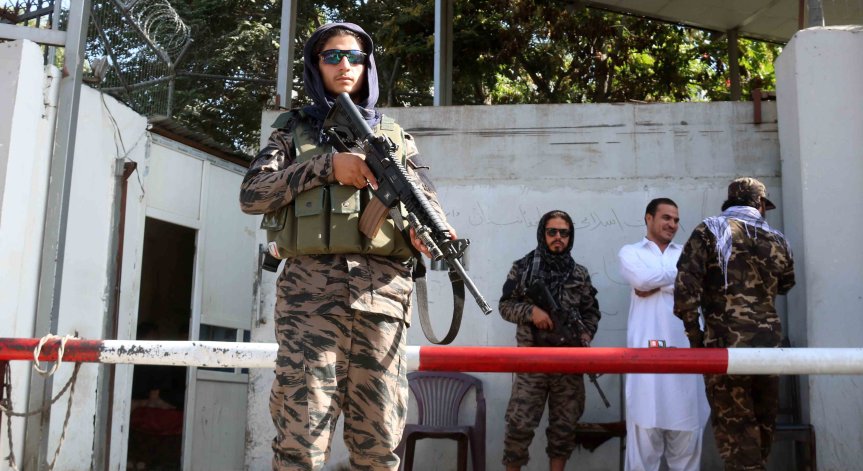 Талибаните обещаха да позволят излизане от Афганистан и след 31 август 