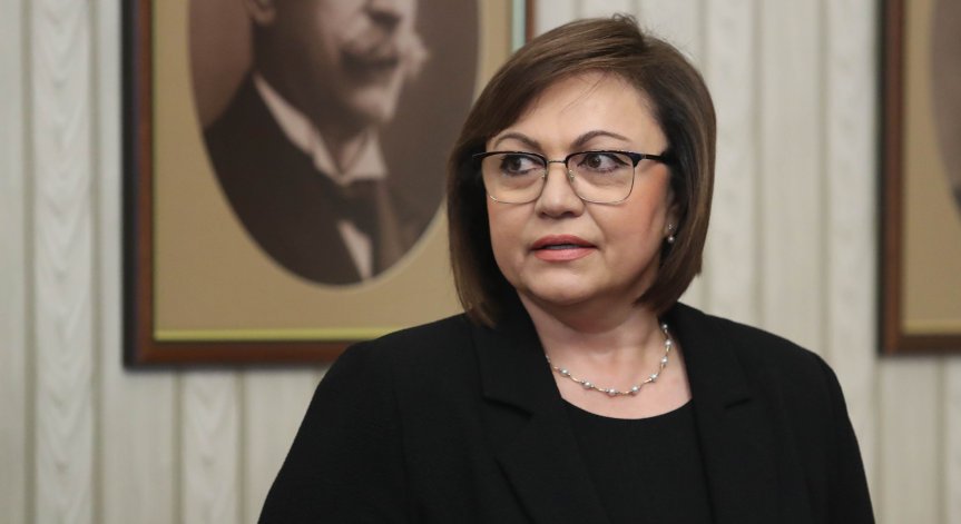 Нинова: Трите крака, на които седи държавата, се ритат, парламентът е блокиран