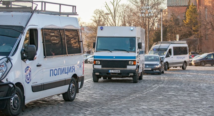 В София задържаха 37-годишен мъж, издирван за връзки с 