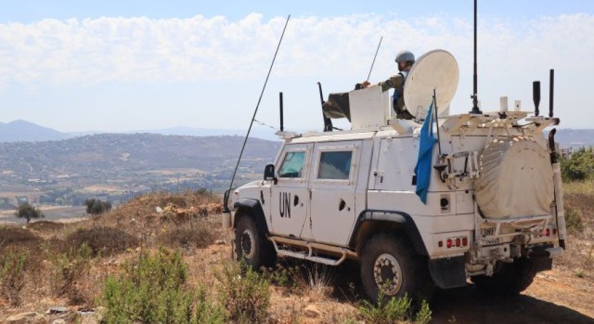 Те са атакували израелски военни и отвъд границата.