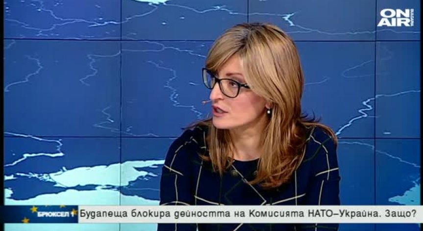  Вицепремиерът Екатерина Захариева в 