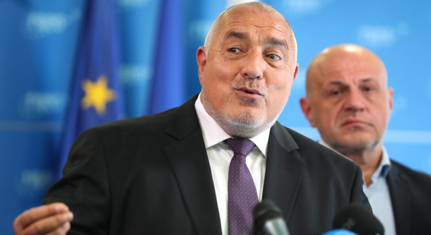  Борисов остава партийният лидер с най-високо доверие.