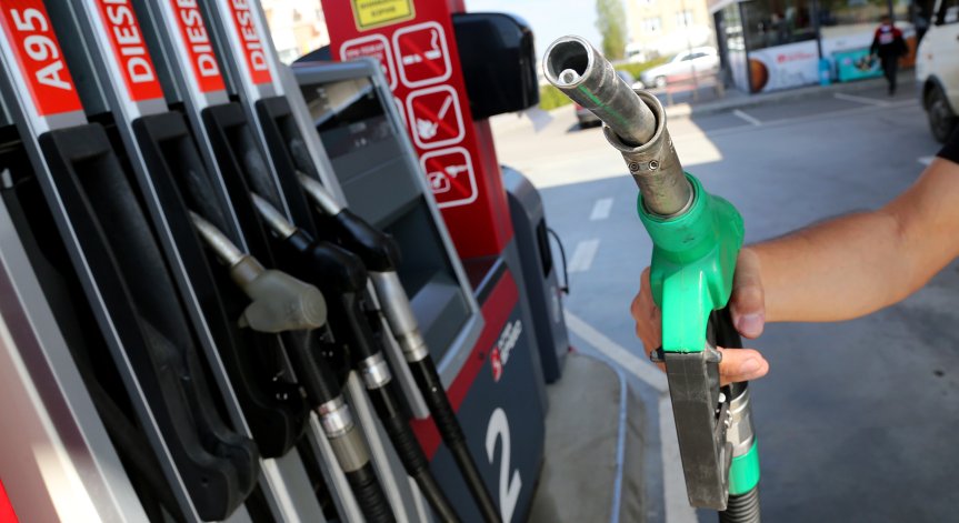 Горивата в България са с около 20% по-евтини спрямо Европа
