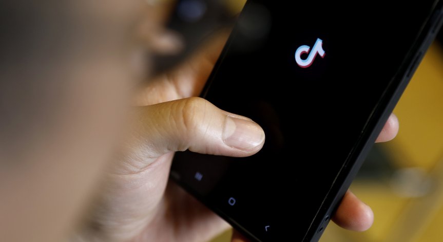ЕК налага изборни предпазни мерки на големи технологични онлайн платформи