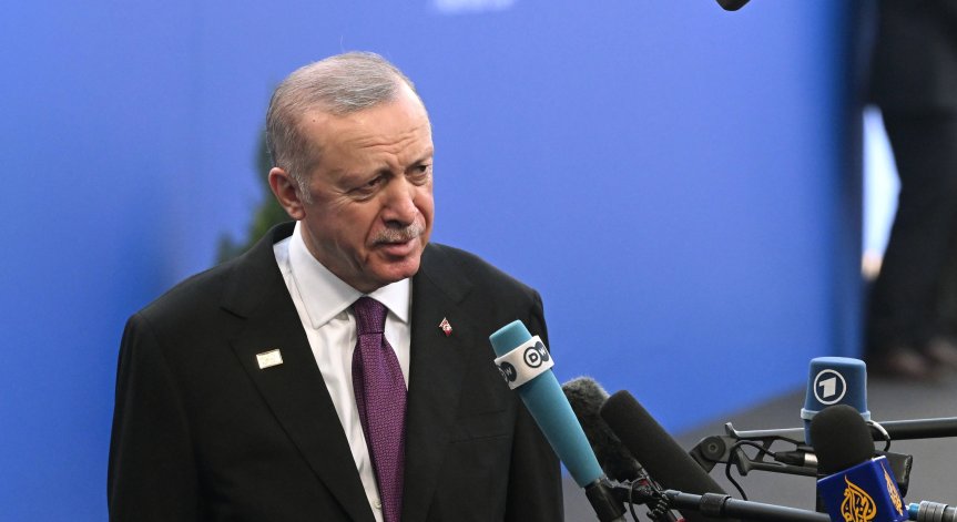 Според Ердоган Турция е готова да изпрати още повече помощ на Газа.