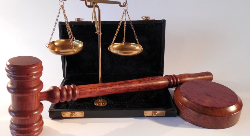 Бургас: Осъдиха двама мъже на близо 30 г. затвор за жестоко убийство   