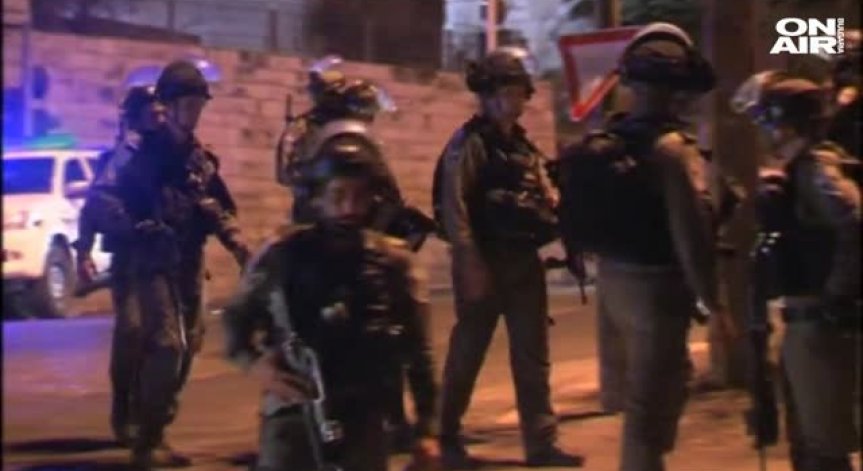 Демонтират металодетекторите на Площада на джамиите в Йерусалим