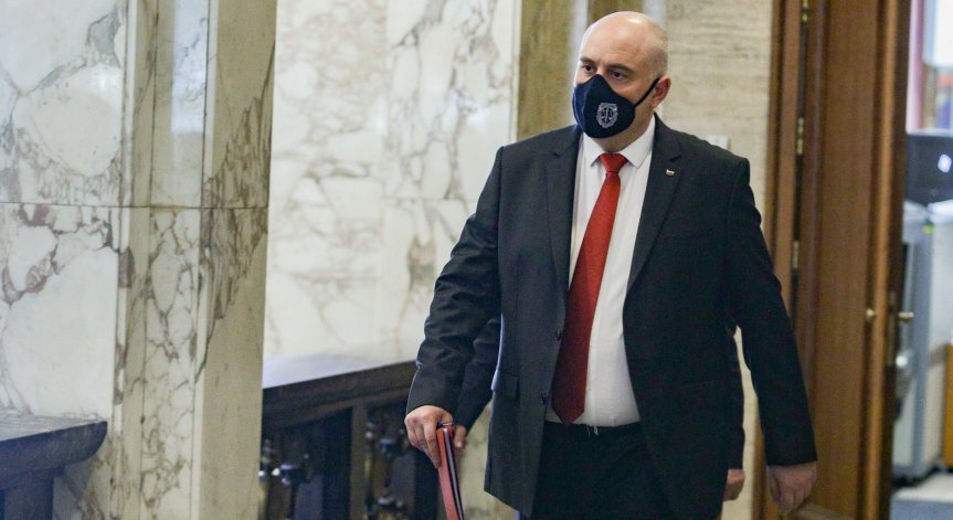 Гешев отчете драстичен спад на ало измамите и кражбите