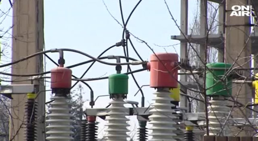 Бизнесът спира работа заради скъпия промишлен ток