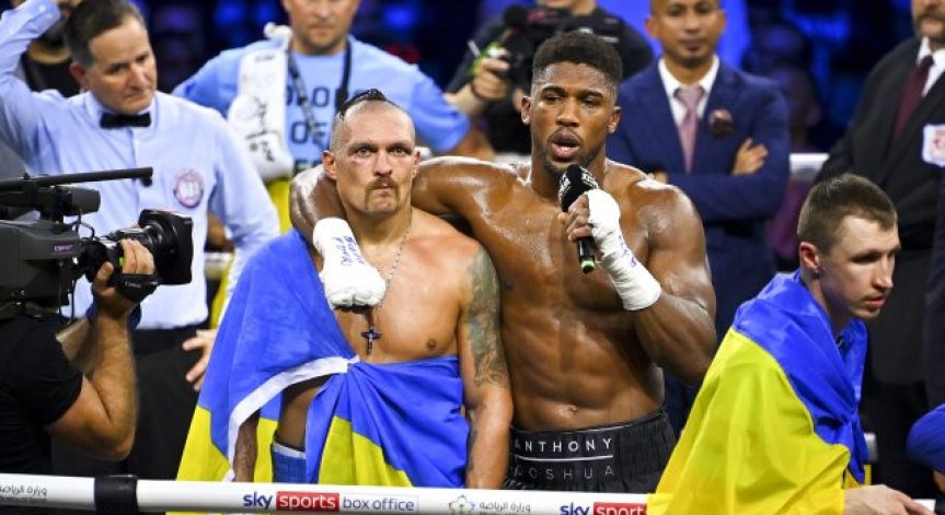 Усик влиза в треньорския щаб на Джошуа за мача с Тайсън Фюри?
